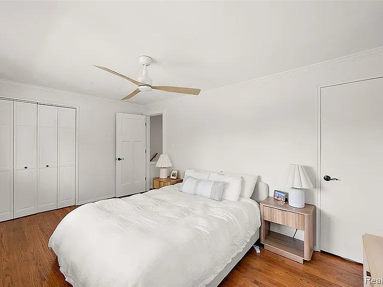 1065 Wimbleton Dr — Photo 20