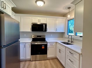 23 Waterhouse Rd #A, Biddeford, ME 04005