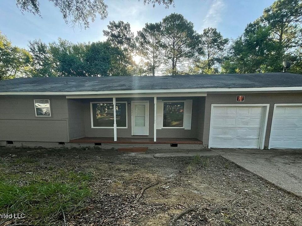 1st image of 1922 Shamrock Dr