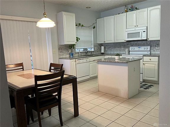 4th image of 2357 Miami Village Dr