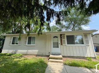 7 Lucerne Ct, Ann Arbor, MI