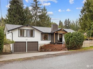 5533 NE 195th St, Kenmore, WA 98028