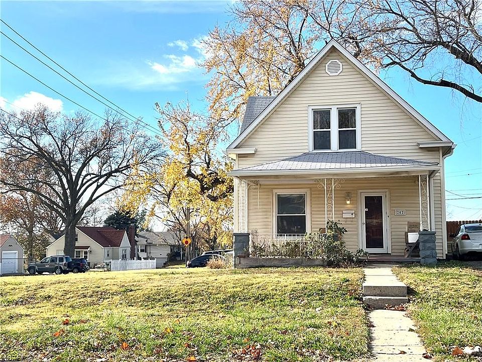 1st image of 202 N 23rd St