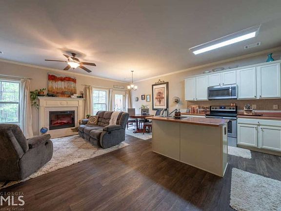 4th image of 5239 Birch Ct