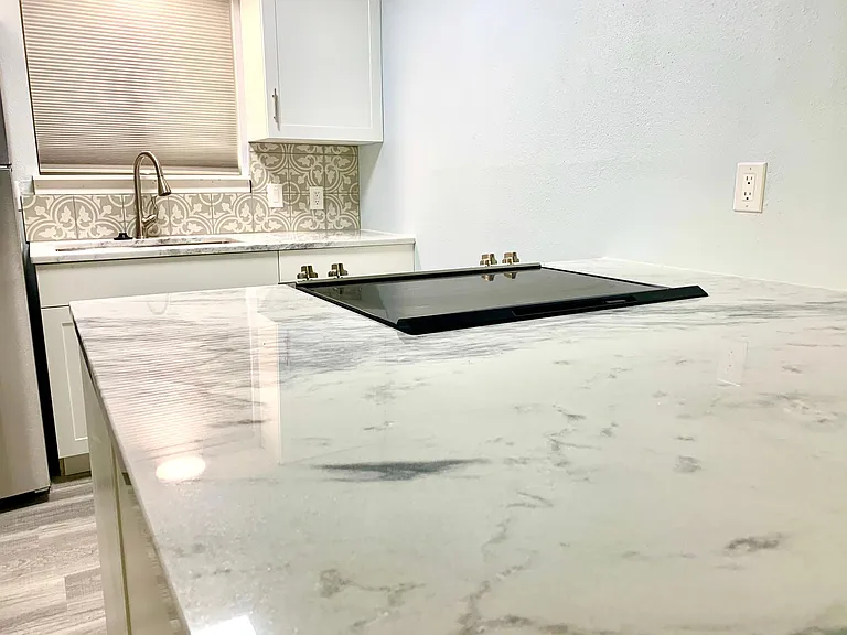 500 E Riverside Dr #122 — Photo 12