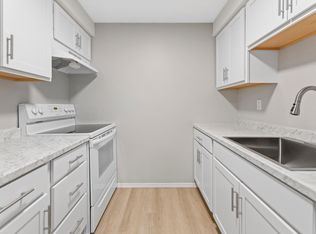 511 Avenue D APT A, Snohomish, WA 98290
