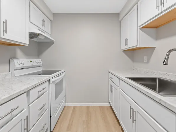 511 Avenue D APT A, Snohomish, WA 98290