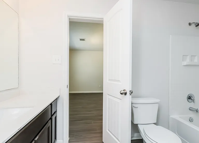 3619 Spy Glass Hill Dr — Photo 27