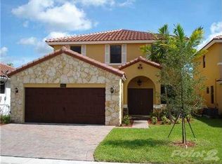9741 NW 9th St, Doral, FL 33172
