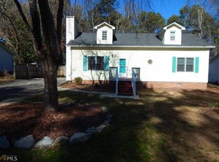 1801 Rose Garden Ln, Loganville, GA 30052