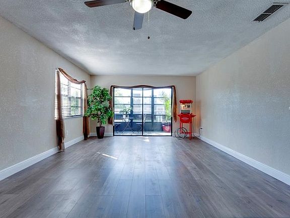 3rd image of 6080 80th St N Unit 203