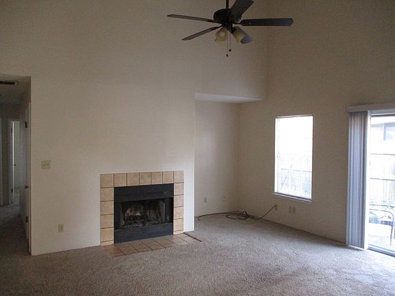 4th image of 191 Woodland Park Cir