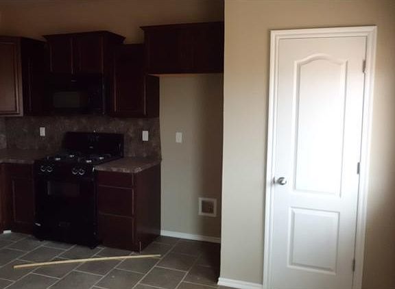 5th image of 11812 133rd St