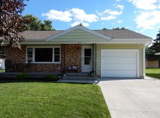 915 Mary St, Watertown, WI 53094