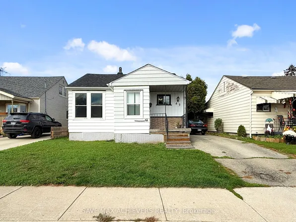 43 Normanhurst Ave, Hamilton, ON L8H 5M3