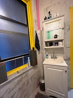 Rented by Oxford Property Group | media 29