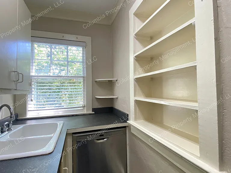 1817 Marion St #5 — Photo 7