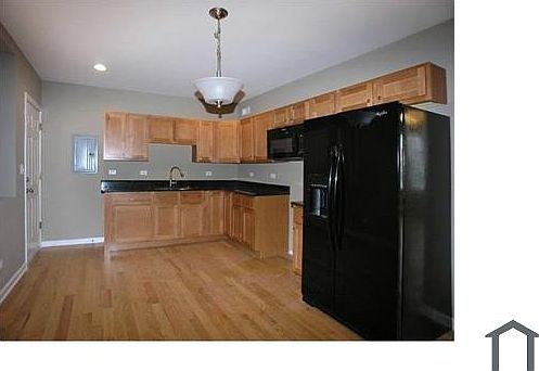 4th image of 7434 S Colfax Ave #3