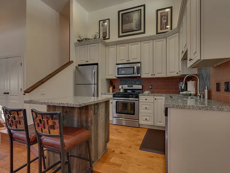 4511 Muletail Dr — Photo 13