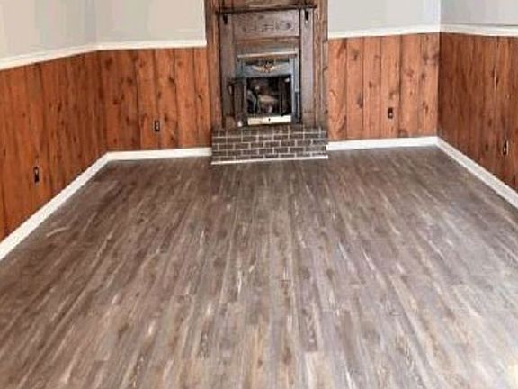 Additional Living Room