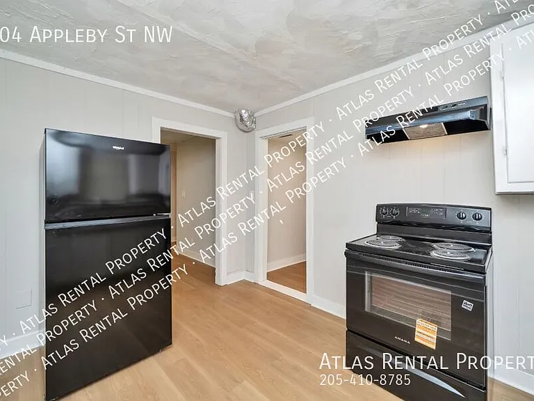 804 Appleby St NW — Photo 14
