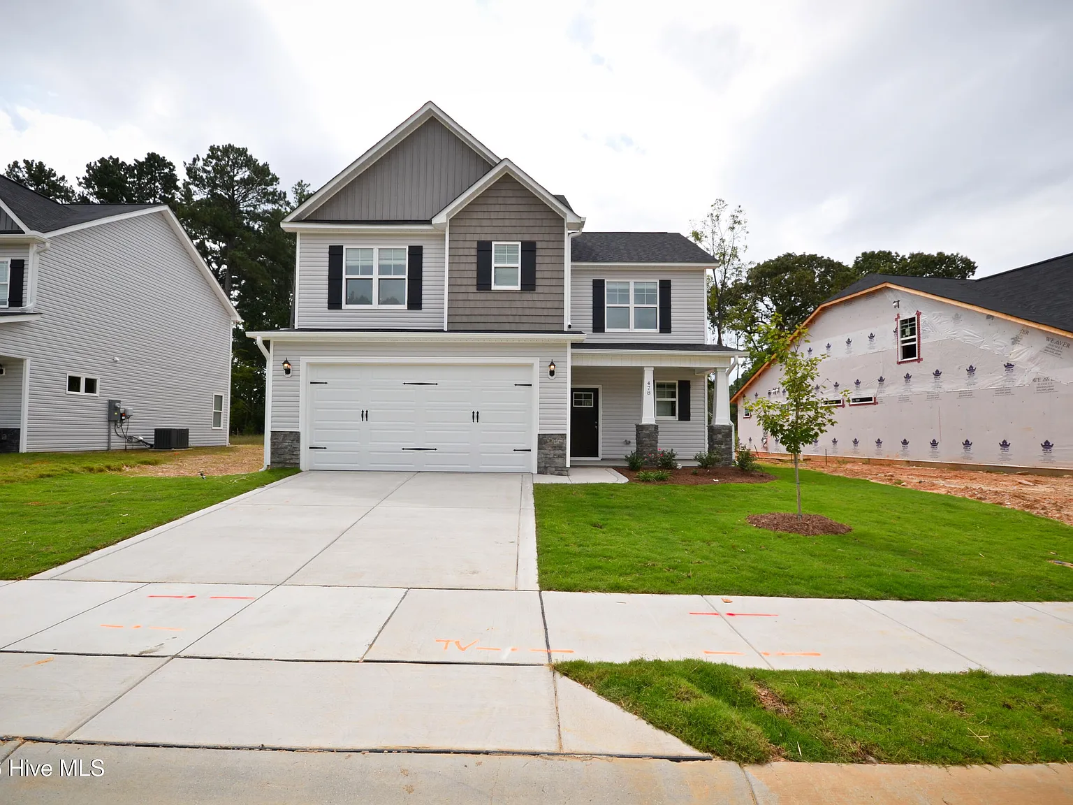 4 bed, 2.5 bath, $2,150 — Photo 1