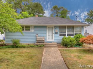 1149 Aberdeen St NE, Grand Rapids, MI 49505