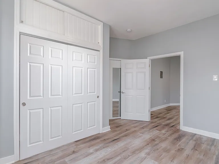 86 W 27th St #4 — Photo 10
