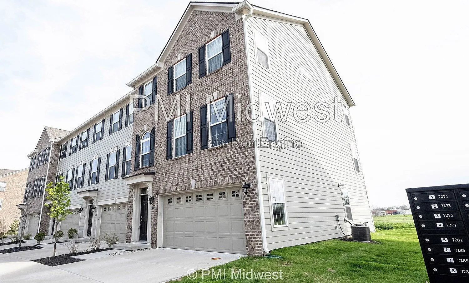 3 bed, 3.5 bath, 2364 sqft, $2,649 — Photo 1