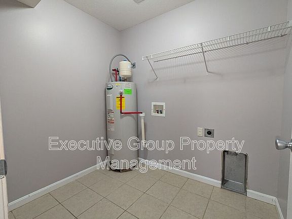 5th image of 445-2 W Vine St