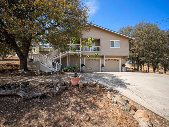 9729 Rastro Way, La Grange, CA 95329