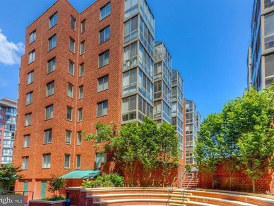 1045 N Utah St #2602, Arlington, VA, 22201