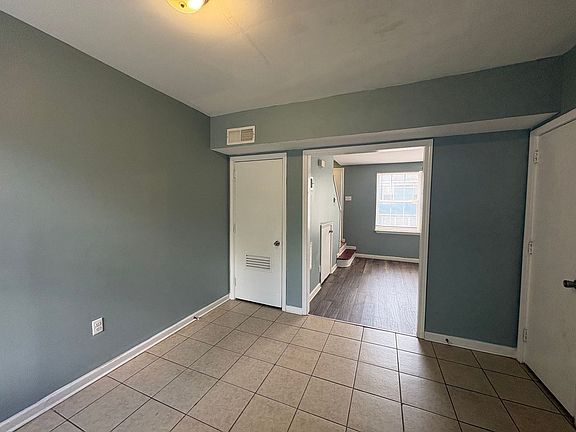 4th image of 833 North Ave APT A2
