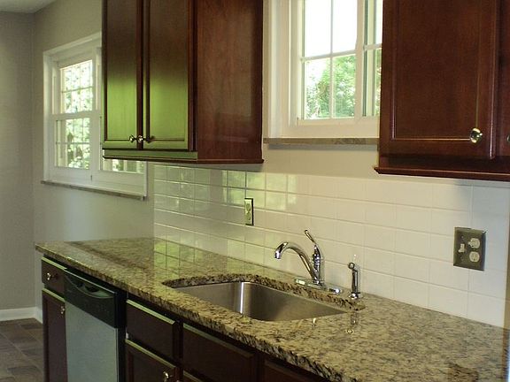 5th image of 6112 Janmer Ln