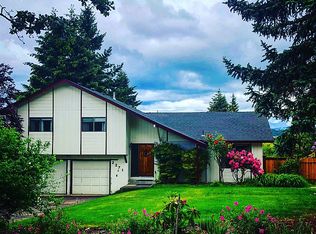 2271 NW Calkins Ave, Roseburg, OR 97471