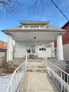 1011 E 216th Street, Bronx, NY, 10469