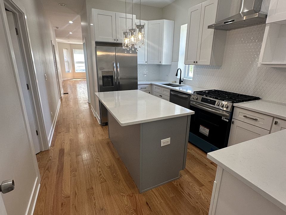 1st image of 6350 S Champlain Ave #1