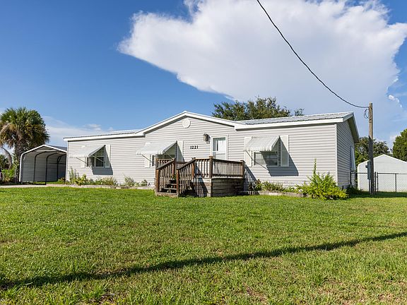 2nd image of 1221 CHOBEE Street