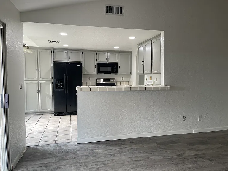 308 Clarescastle Way — Photo 6