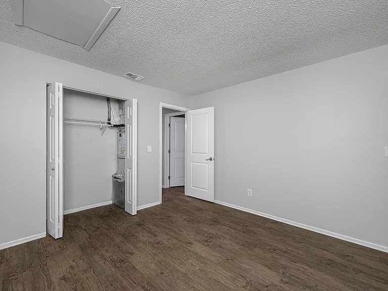 Park Villas — Photo 16