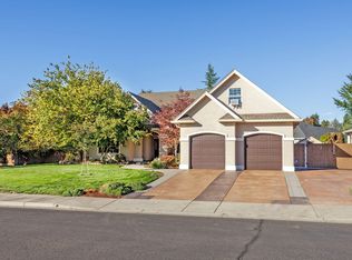 1065 Coral Rdg, Eagle Pt, OR 97524