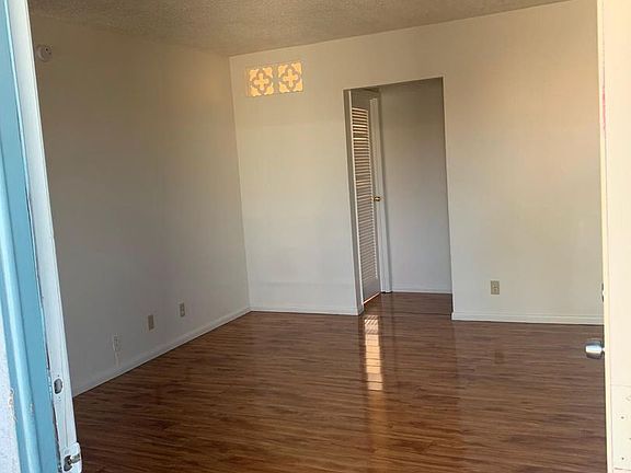 4th image of 1541 E Harmon Ave APT 206