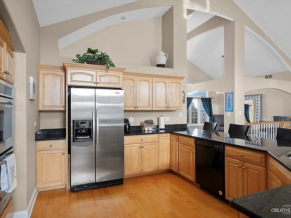 4th image of 3825 W Nettle Creek Dr