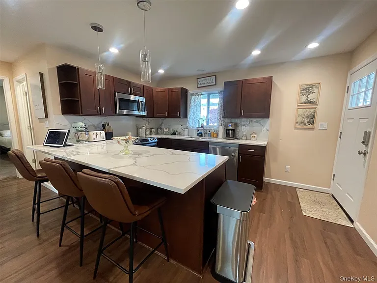 11 Skylark Ln — Photo 6