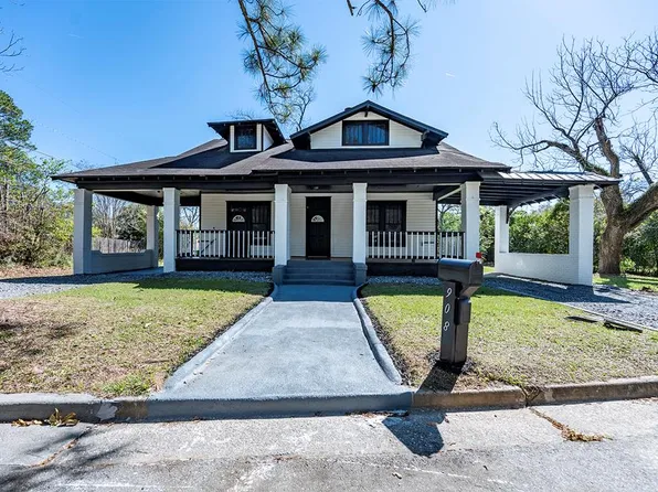 908 Peacock Dr, Albany, GA 31701