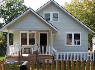 202 S Hardy Ave, Independence, MO 64053