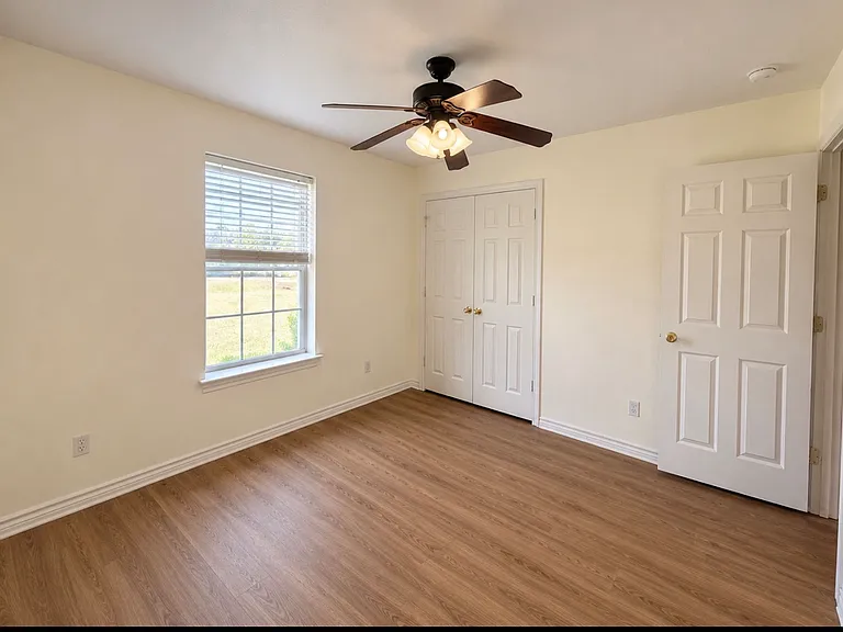 5662 Pamela Ct — Photo 12