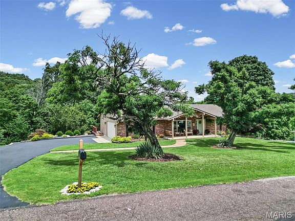 2nd image of 3529 Antonia Woods Dr