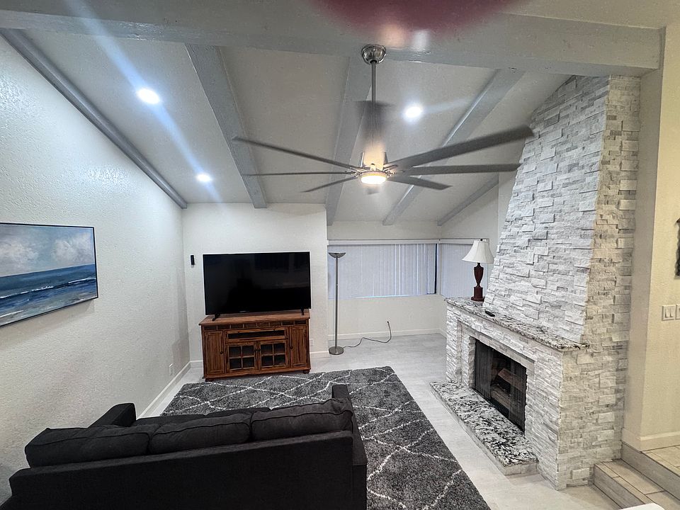 Living room.