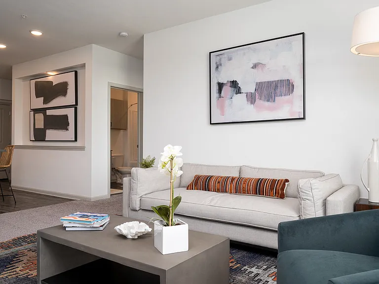 Thrive Luxury Apartments — Photo 83